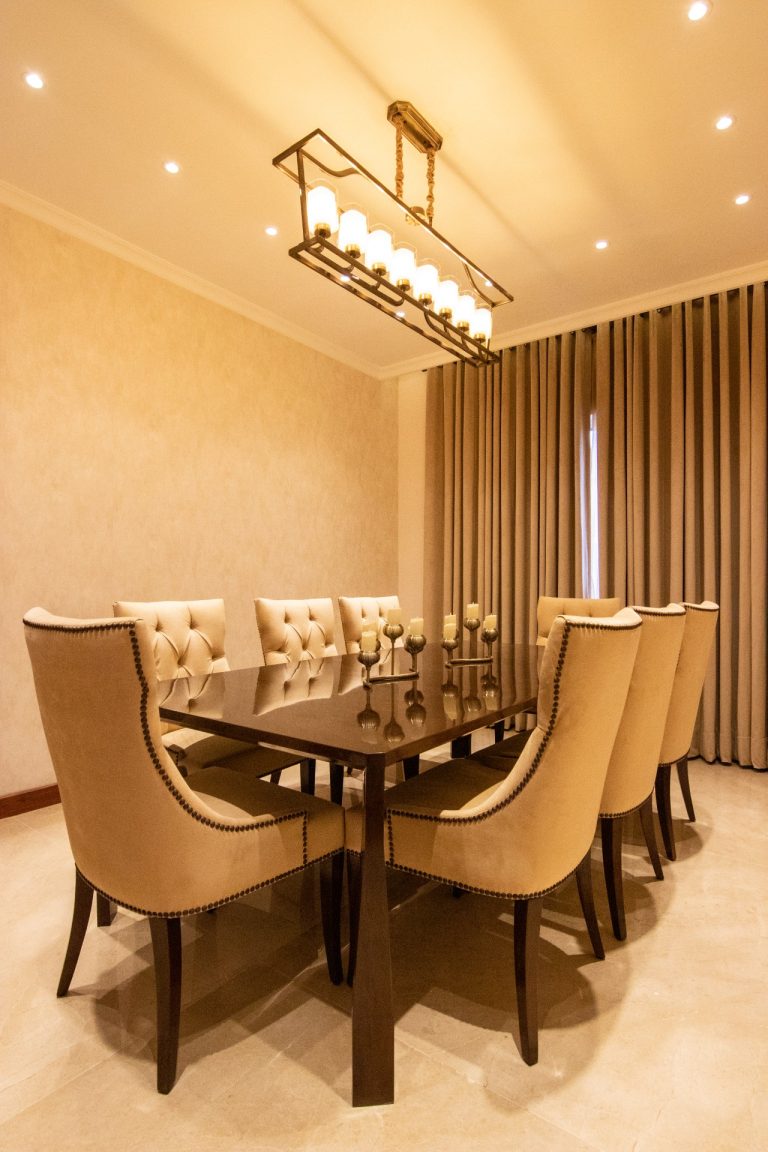 classic-royal-living-room